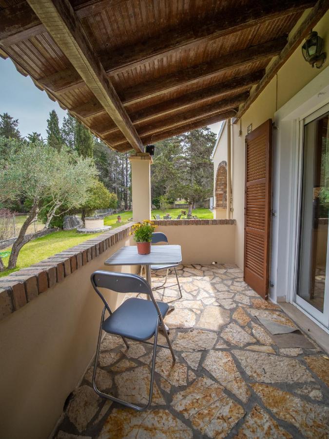 Villa Haris Gazatika Exterior photo